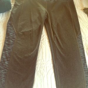 Athleta work out pants size L